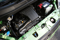 スズキ・スプラッシュ（FF/CVT）【ブリーフテスト】の画像