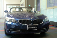 新型「BMW Z4」発売、リトラクタブルハードトップを採用の画像