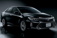 「トヨタ・カムリ ハイブリッド“Gパッケージ・PREMIUM BLACK”」