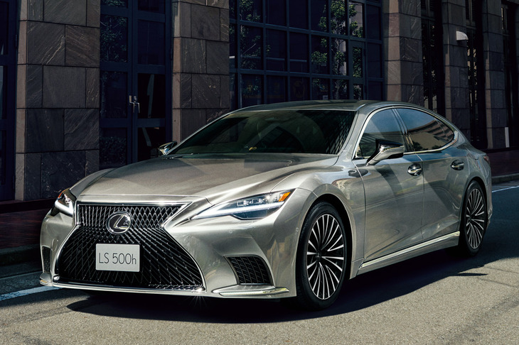 2017年10月に登場した5代目「レクサスLS」。毎年のように改良の手が入り、ブラッシュアップされている。