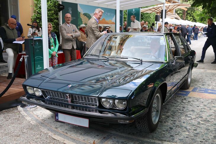 フルアによる1971年「クアトロポルテ（AM21）」。