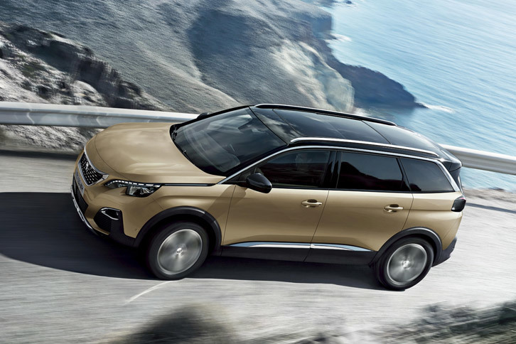 ボディーカラーは、新色の「パイライト・ベージュ」（写真）や「エメラルド・クリスタル」を含む全7色が用意される。