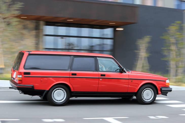 ボルボ240ワゴン タック