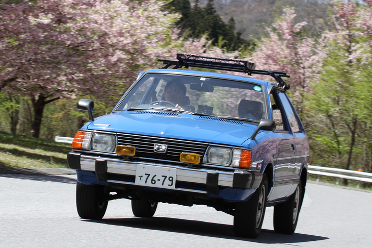 1981年「スバル・レオーネ スイングバック4WD」。2代目レオーネのホイールベースを短縮した3ドアハッチバックの4WD仕様。