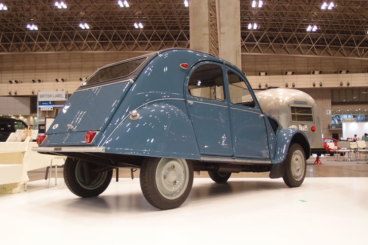 シトロエン2CV AZL（1959年）／アウトニーズ