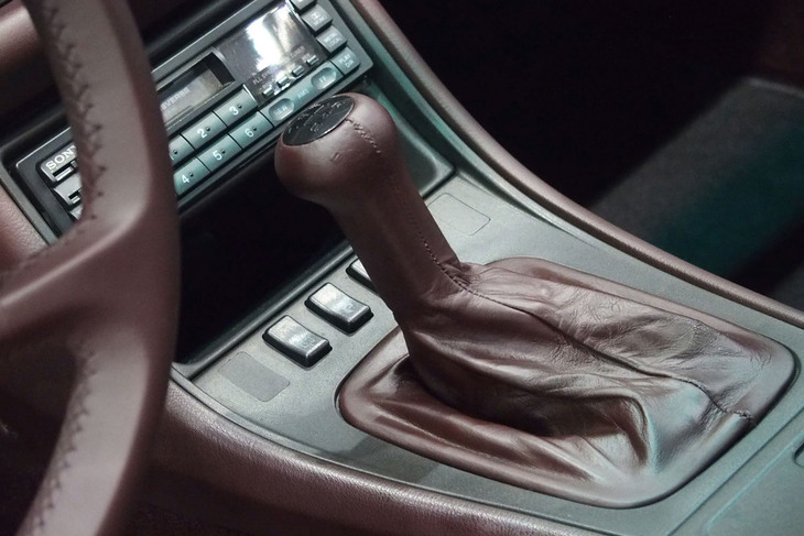 ポルシェ944ターボS（1988年）／Mars