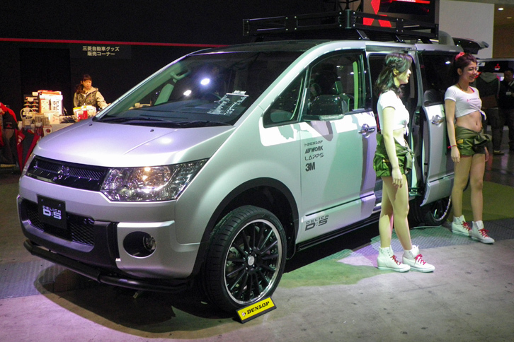 デリカD:5 アクティブキャンパーコンセプト