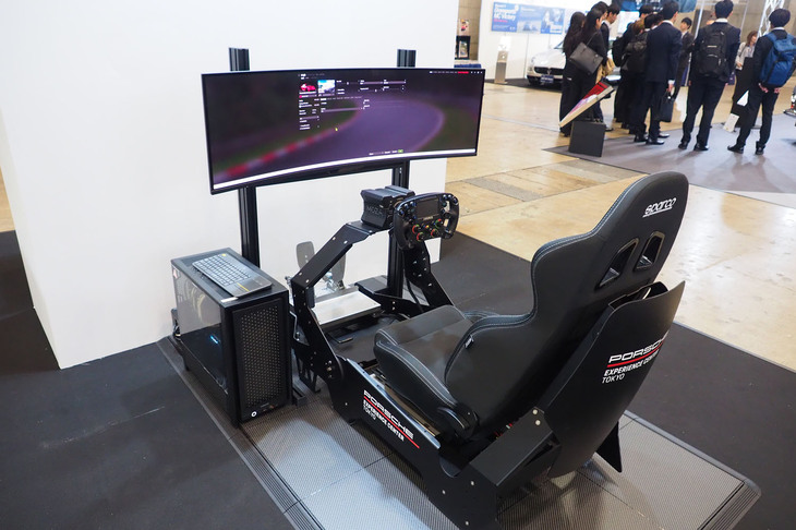 「オートモビル カウンシル2026」のポルシェジャパンブースの様子。