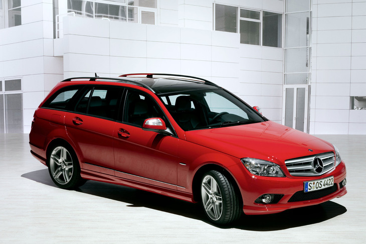 渕野氏も所有していたという3代目「Cクラス」の「ステーションワゴン」。