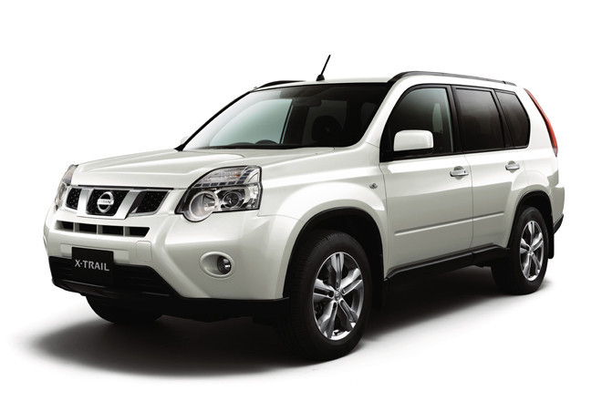 “タフギア感”しかなかったころの「エクストレイル」は、今またモテ期を迎えることだろう。2代目については、武骨で実直なイメージのディーゼル車（写真）を薦めたい。