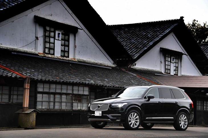 ボディーカラーは「オニキスブラック」（写真）を含む全6色から選べる。