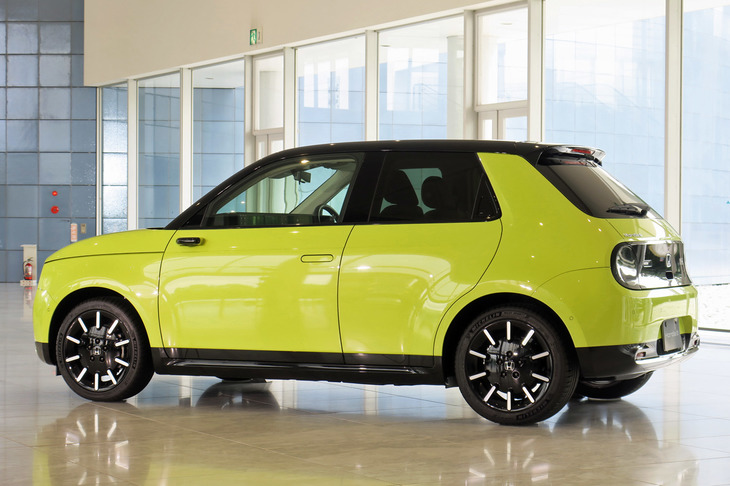 ホンダeアドバンス（エクステリア）