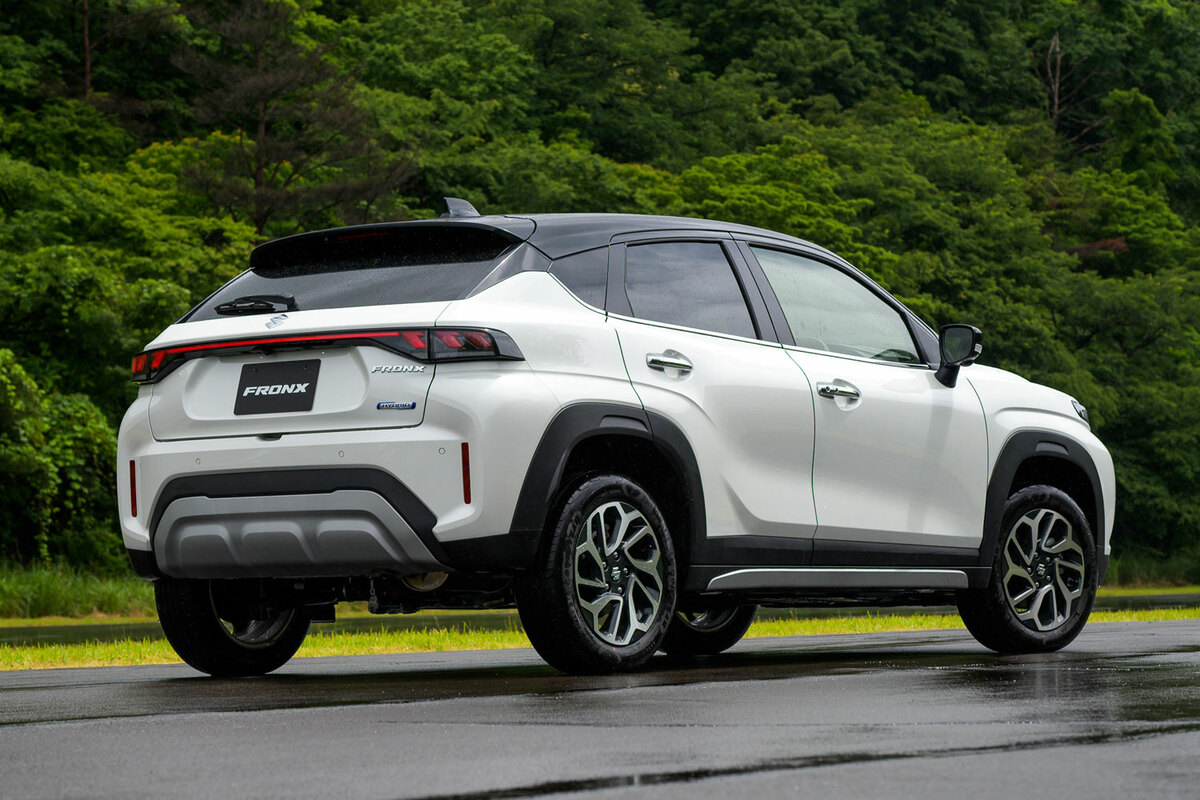 スズキ・フロンクス プロトタイプ（FF/6AT）／フロンクス プロトタイプ