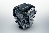 欧州新排ガス規制ユーロ6.2に対応する最高出力180psの1.6リッター直4「ピュアテック」ガソリンエンジン。