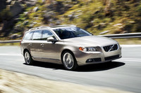 ボルボ「V70」＆「XC70」、お正月から装備変更