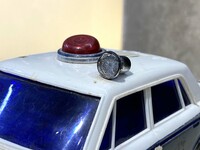 点灯する仕様だったと思われる赤色灯。