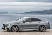 レズニック氏が「“Sensual Purity 1.0”はこれで完結した」と述べる、現行型「Eクラス」。