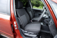 スズキSX4 1.5XG（FF/4AT）／2.0S（4WD/4AT）【試乗記】の画像