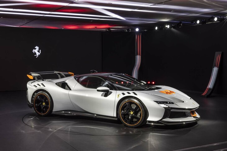 フェラーリSF90 XXストラダーレ