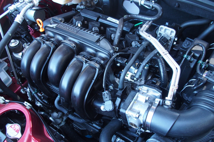 ホンダWR-V Z＋（エンジン）