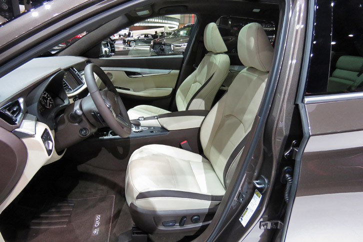 インフィニティQX50