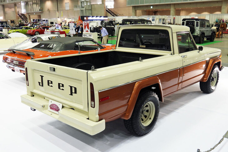 AMCジープJ-10（1977年）