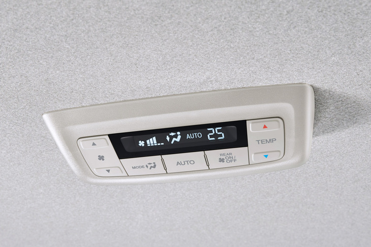 「エアーEX」のトリプルゾーンコントロール・フルオートエアコンディショナー。