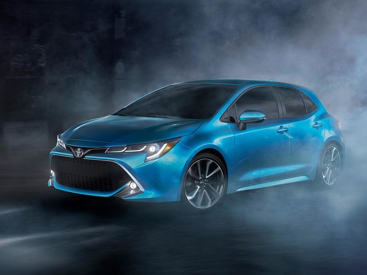 次期「CT200h」に使われるとうわさされるプラットフォームは、現行型「プリウス」と同じ「GA-C」。同プラットフォーム採用のハッチバック車としては「カローラ スポーツ（写真の北米仕様車の名はカローラ ハッチバック）」が挙げられる。