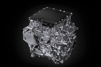 「RZ」のフロントに搭載されるインバーターとモーター。