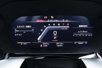12.3インチのデジタルメータークラスター「アウディバーチャルコックピットプラス」を標準装備。プラスと名乗るだけあって「A3」の10.25インチよりも大きい。