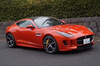 前回に続き、今回も「ジャガーFタイプ R AWD クーペ」に試乗した。ハイパワーなV8エンジンを搭載する4WDモデルである。