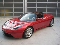 テスラ・ロードスター 補助金対象に