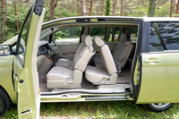 トヨタ・アイシス G“Uセレクション”（FF/CVT）／アイシス プラタナ“Uセレクション”（FF/CVT）【試乗記】の画像