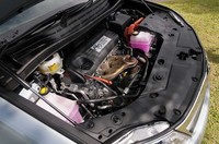 トヨタのハイブリッド専用車「SAI」デビューの画像