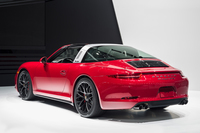 「ポルシェ911タルガ4 GTS」