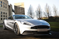 「アストン・マーティン ヴァンキッシュ 100周年記念エディション」