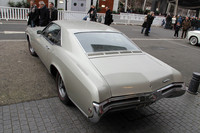 「ビュイック・リベエラGS」のリアビュー。