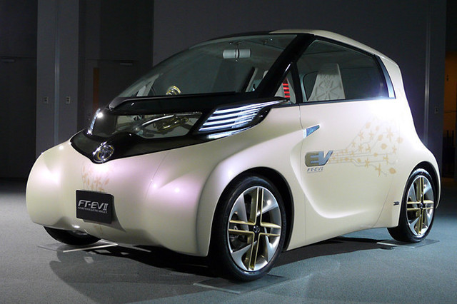 iQより小さな都市型EV、「トヨタFT-EVII」 - webCG