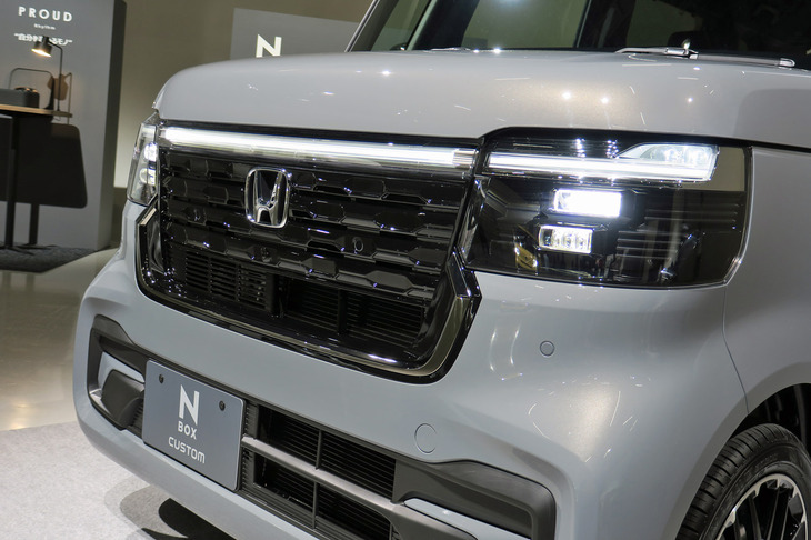 ホンダN-BOXカスタム コーディネートスタイル（フロントマスク）