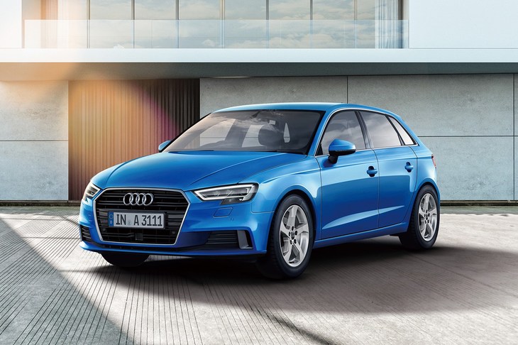 アウディA3スポーツバック シグネチャーエディション