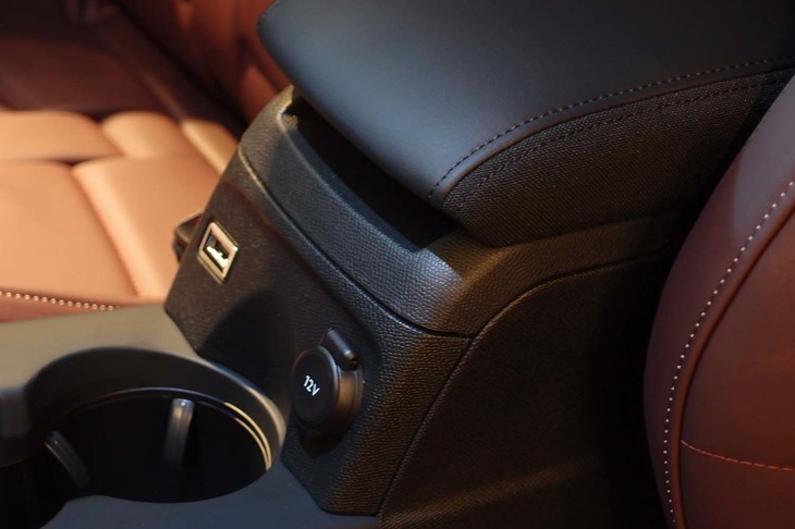 DS 3クロスバック（センターコンソール）