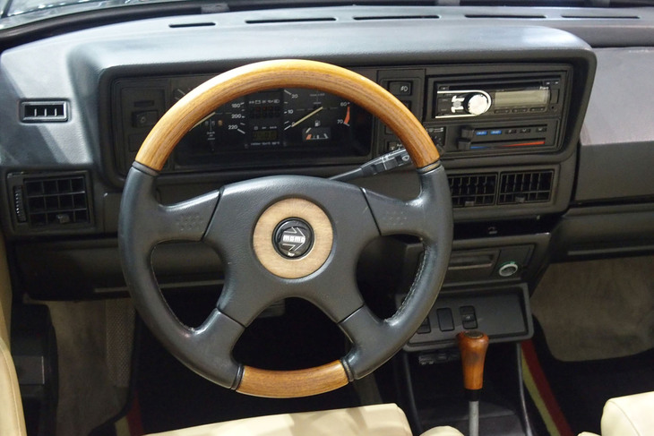 フォルクスワーゲン・ゴルフ カブリオ（1991年）／ヤナセクラシックカーセンター