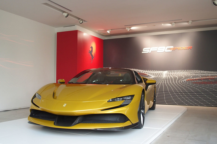 フェラーリSF90スパイダー（エクステリア）