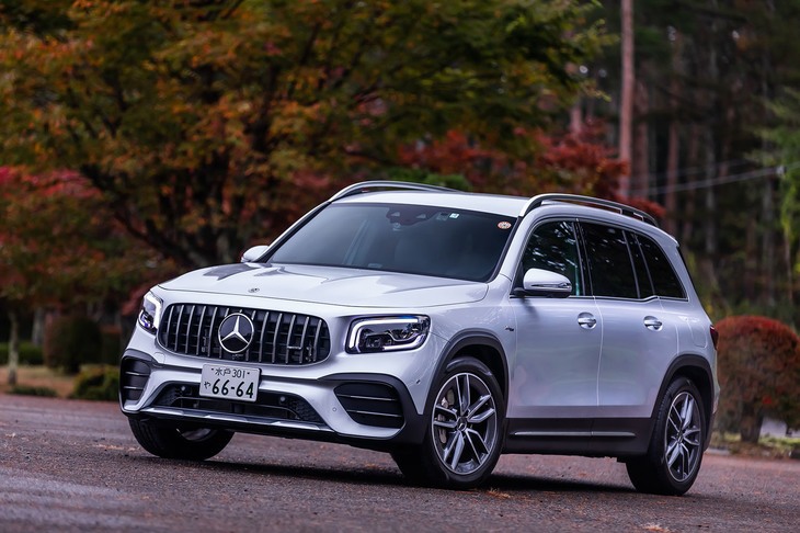 2021年1月に導入が開始された「メルセデスAMG GLB35 4MATIC」。3列シート7人乗りのコンパクトSUV「メルセデス・ベンツGLB」をベースとするハイパフォーマンスモデルであり、同車のトップグレードだ。