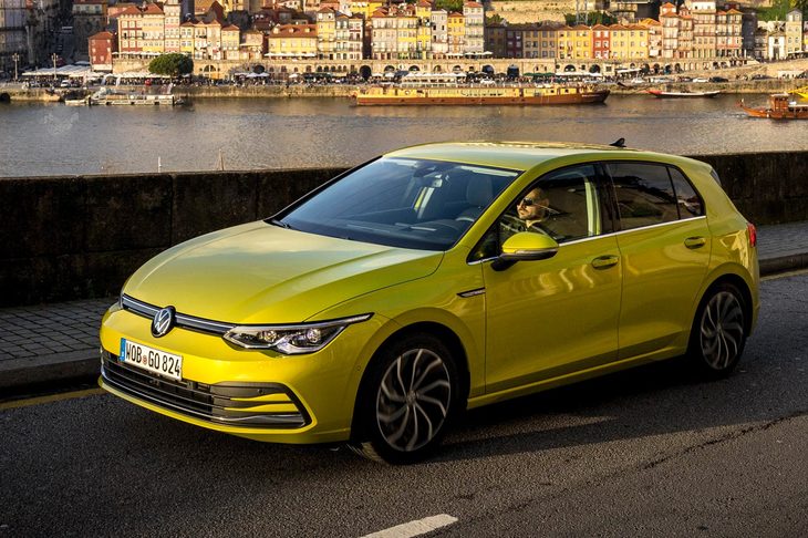 2019年10月にドイツで発表された8代目「フォルクスワーゲン・ゴルフ」。“大衆車の水準器”と評された実力は健在か？