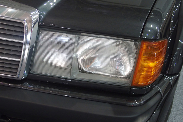 メルセデス・ベンツ190E 2.5-16Vエボリューション1（1989年）／ヤナセクラシックカーセンター