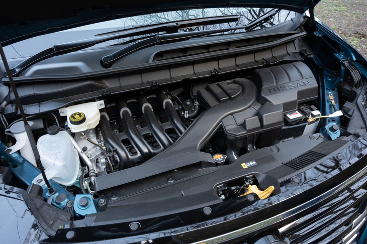 純エンジン車には2リッター直4自然吸気ユニットの「MR20DD」を搭載。今のところ、4WDの設定は純エンジン車にしかない。