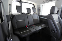 3列目シートは車内からでも簡単に格納が可能で、格納時にはリアの「わくわくゲート」からそのまま降車できる。こうした機能性は、コンプリートカーの「モデューロX」でも損なわれていない。