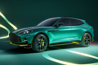 アストンマーティンが「DBX707 AMR24」を発表　F1マシンをモチーフに内外装をデザイン