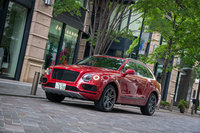 ベントレー・ベンテイガV8